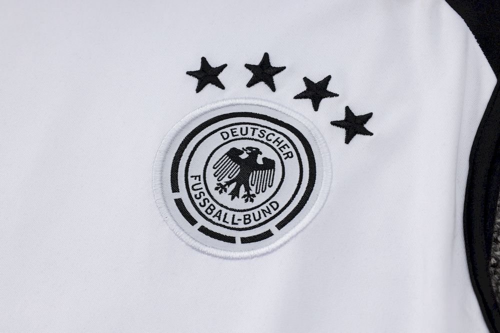 Camiseta de tirantes y pantalon corto unisex para adultos Alemania 2024/25 815 - Image 3
