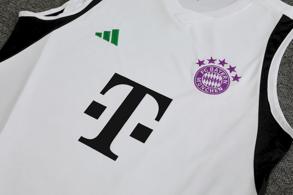 Camiseta de entrenamiento pantalon corto para adulto del Bayern Munich 2023/24 415 - Image 4