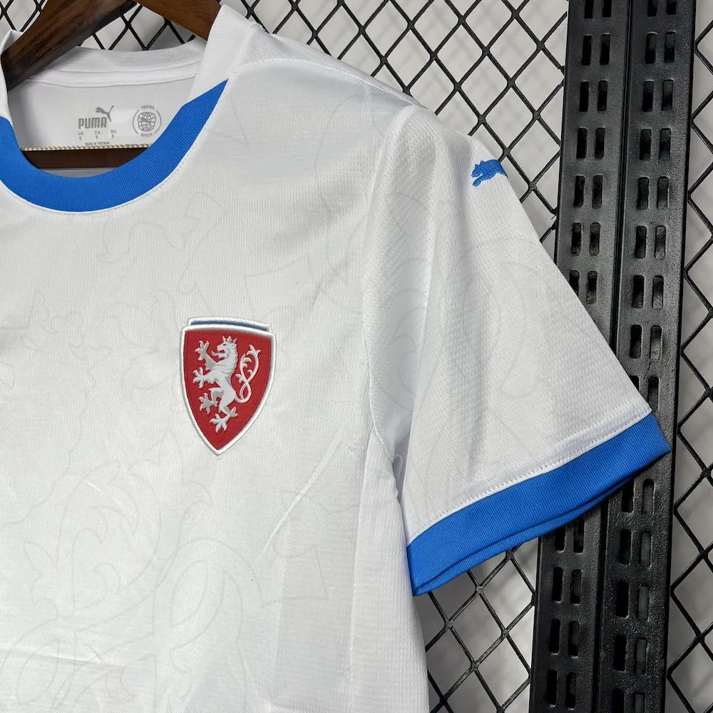 Camiseta de visitante de la Republica Checa para la Eurocopa 2024/25 - Image 3