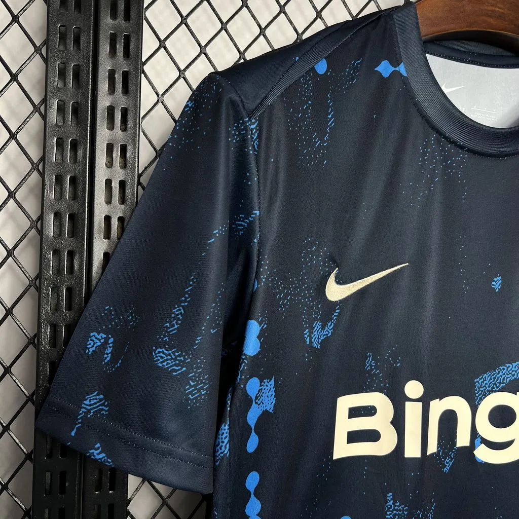 Camiseta de entrenamiento prepartido azul oscuro del Chelsea 2024/25 - Image 3