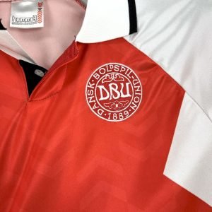 Camiseta retro local de Dinamarca 1992 - Image 4