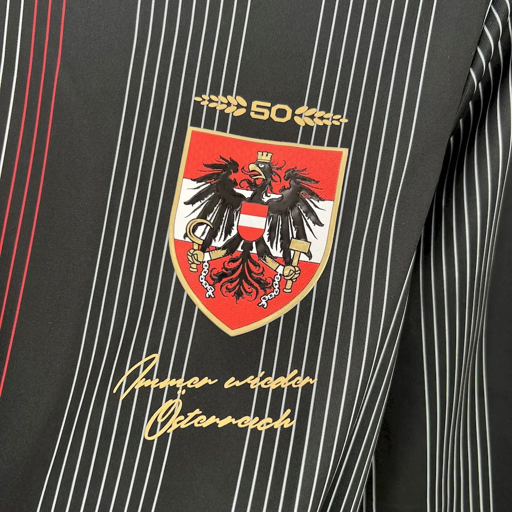 Camiseta retro de manga larga del 50 o aniversario de Austria 2024/25 - Image 3