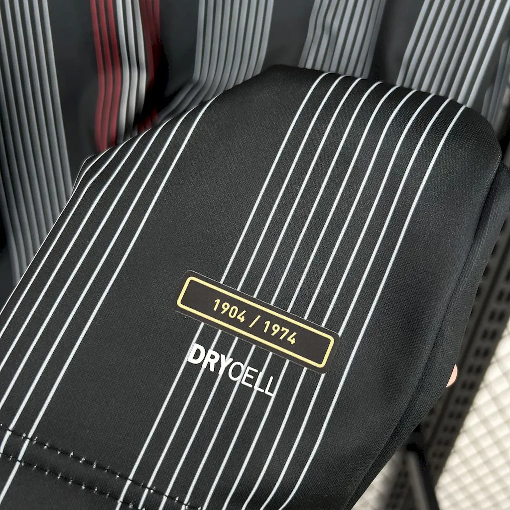 Camiseta retro de manga larga del 50 o aniversario de Austria 2024/25 - Image 4