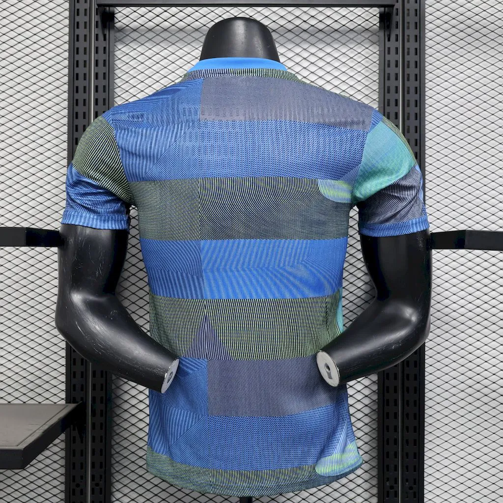 Conjunto de entrenamiento prepartido del Real Madrid 2025/26 Camiseta Version Jugador - Image 6