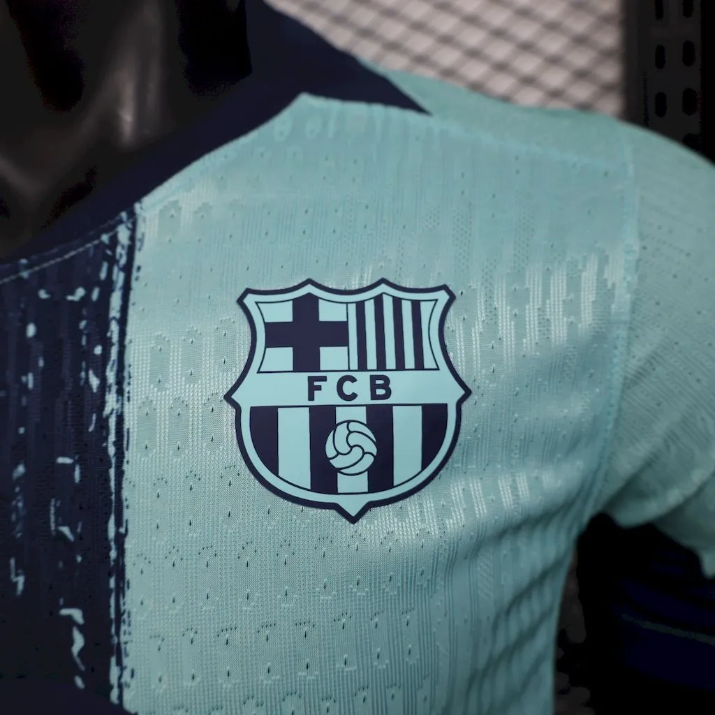Camiseta de entrenamiento prepartido del Barcelona 2025/26 Version Jugador - Image 4