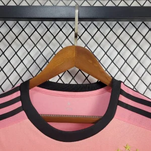 Camiseta retro visitante de la Juventus 2015/16 - Image 3