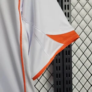 Camiseta retro de visitante de Paises Bajos 2004 - Image 6