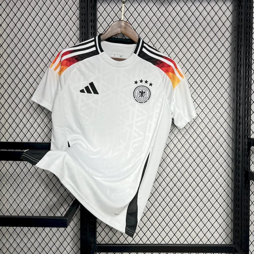 Camiseta local de Alemania para la Eurocopa 2024/25