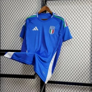 Camiseta local de Italia para la Eurocopa 2024/25