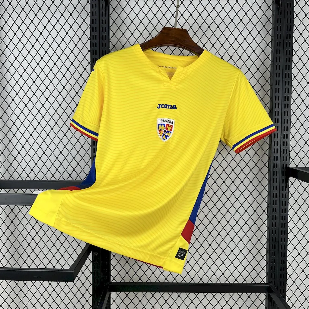 Camiseta local de Rumania 2025/26