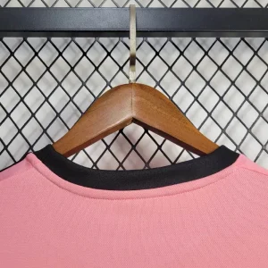 Camiseta retro visitante de la Juventus 2015/16 - Image 8