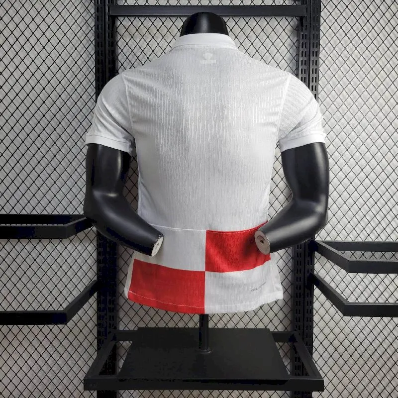 Camiseta local de Croacia para la Eurocopa 2024/25 version jugador - Image 3