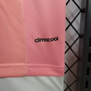 Camiseta retro visitante de la Juventus 2015/16 - Image 7